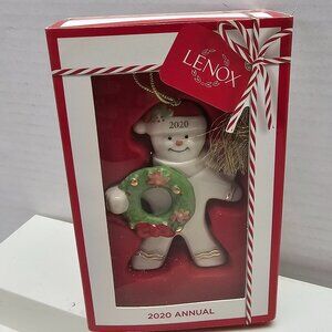 Lenox 2020 Annual Gingerbread Cookie Man Wreath Christmas Tree Ornament Gift Box
